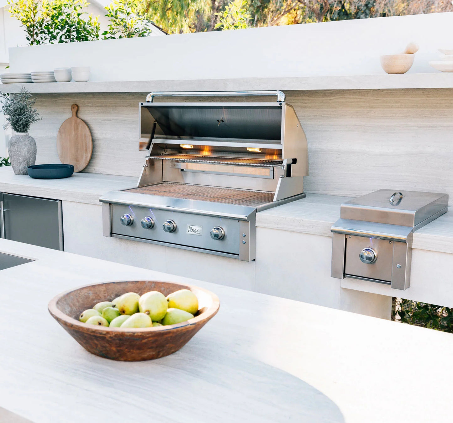 American Made Grills Alturi Freestanding Gas Grill