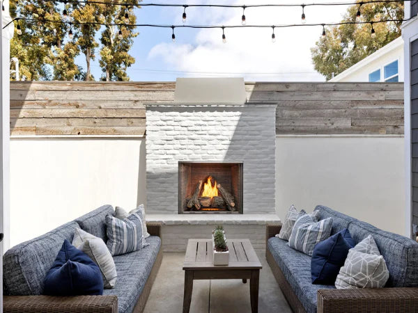 Majestic Courtyard 36" Traditional Outdoor Vent Free Natural Gas Fireplace with Traditional Stacked Concrete Refractory and IntelliFire Ignition System