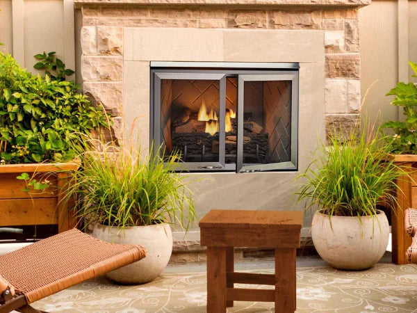 Majestic Vesper 36" Traditional Outdoor Vent Free Gas Fireplace with Traditional Stacked Refractory