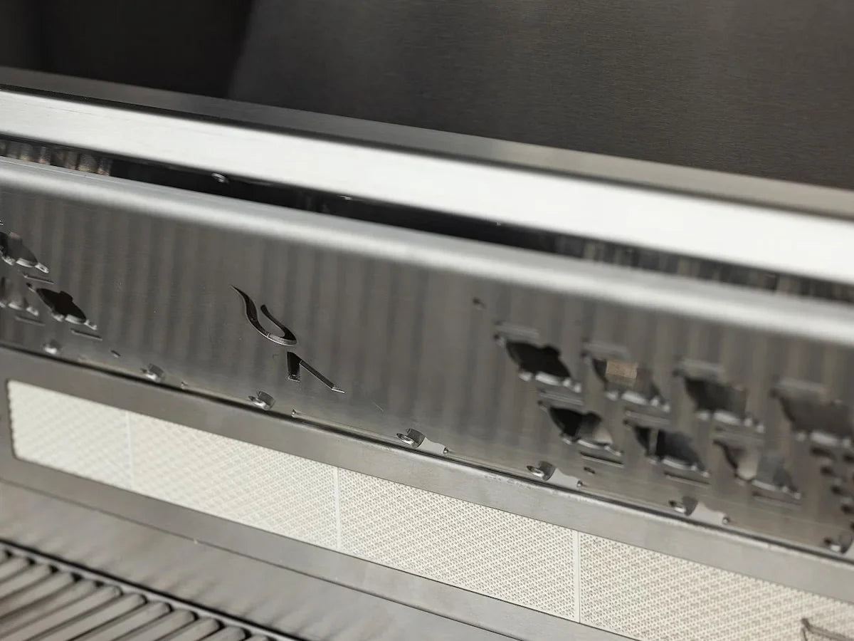 Blaze LTE PRO 32" 4-Burner Built-In Natural Gas Grill w/ Digital Temperature Screen & Rotisserie