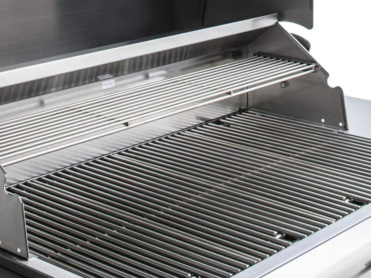 Blaze LBM 32" 4-Burner Built-In Propane Gas Grill