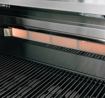 American Made Grills Alturi Freestanding Gas Grill
