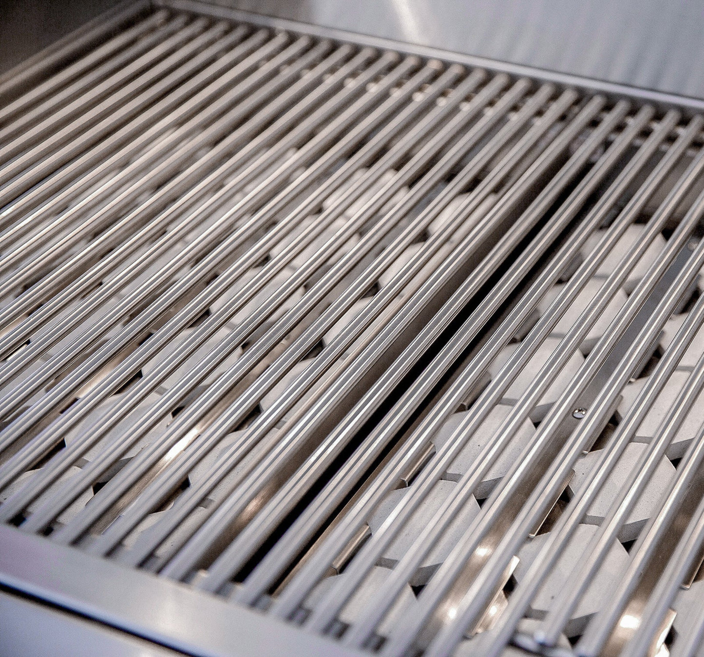 American Made Grills Alturi Freestanding Gas Grill