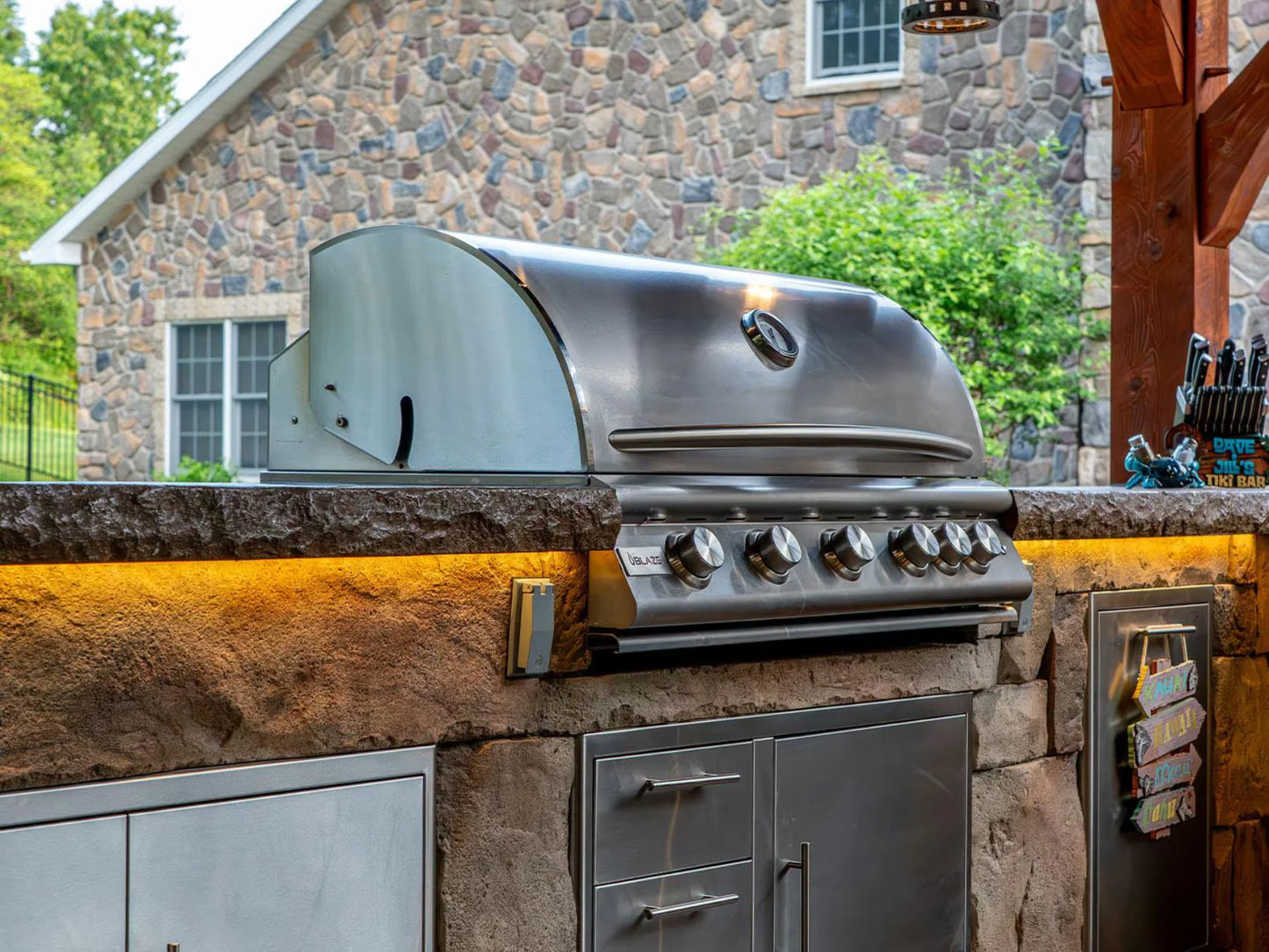 Blaze LTE+ 40" 5-Burner Built-In Propane Gas Grill w/ Lift-Assist Hood & Rear Infrared Burner