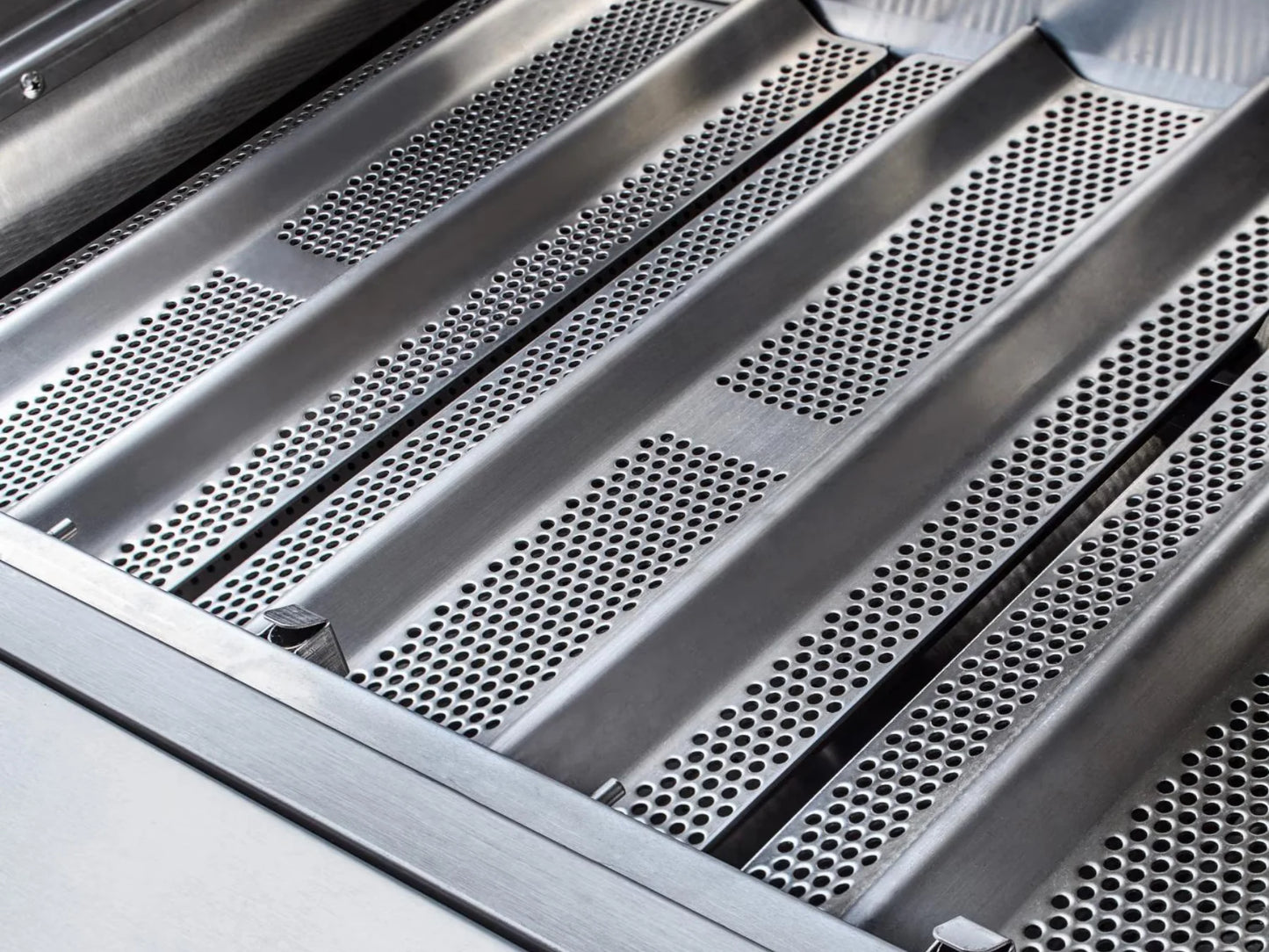 Blaze Professional LUX 34" 3-Burner Built-In Natural Gas Grill w/ Rotisserie