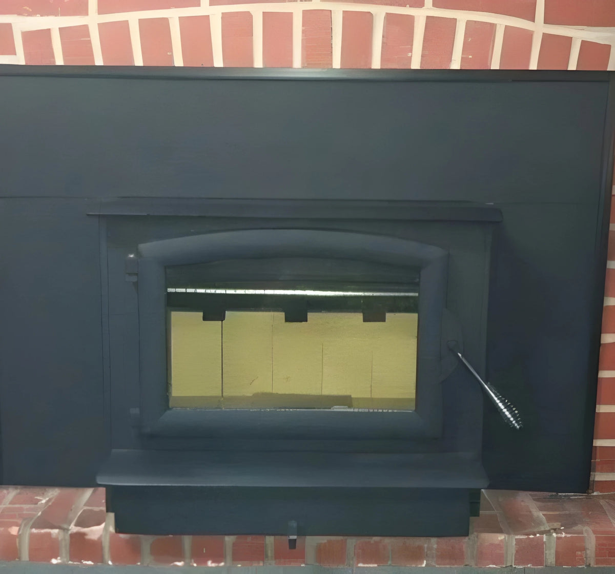 Buck Stove Model 21 Non-Catalytic Wood Stove With Black Door