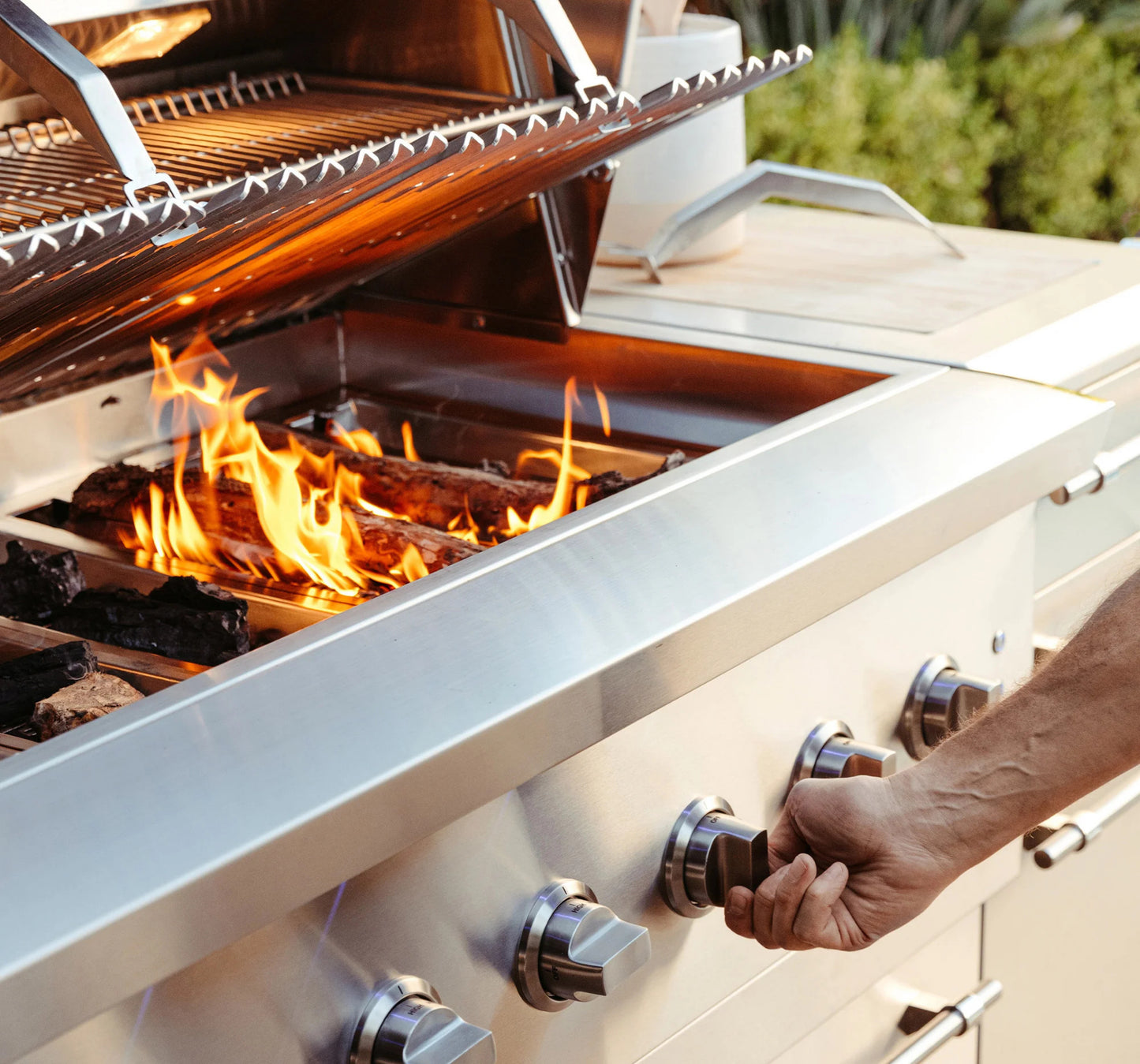 American Made Grills Encore Freestanding Hybrid Natural Gas Grill Outdoor Kitchen