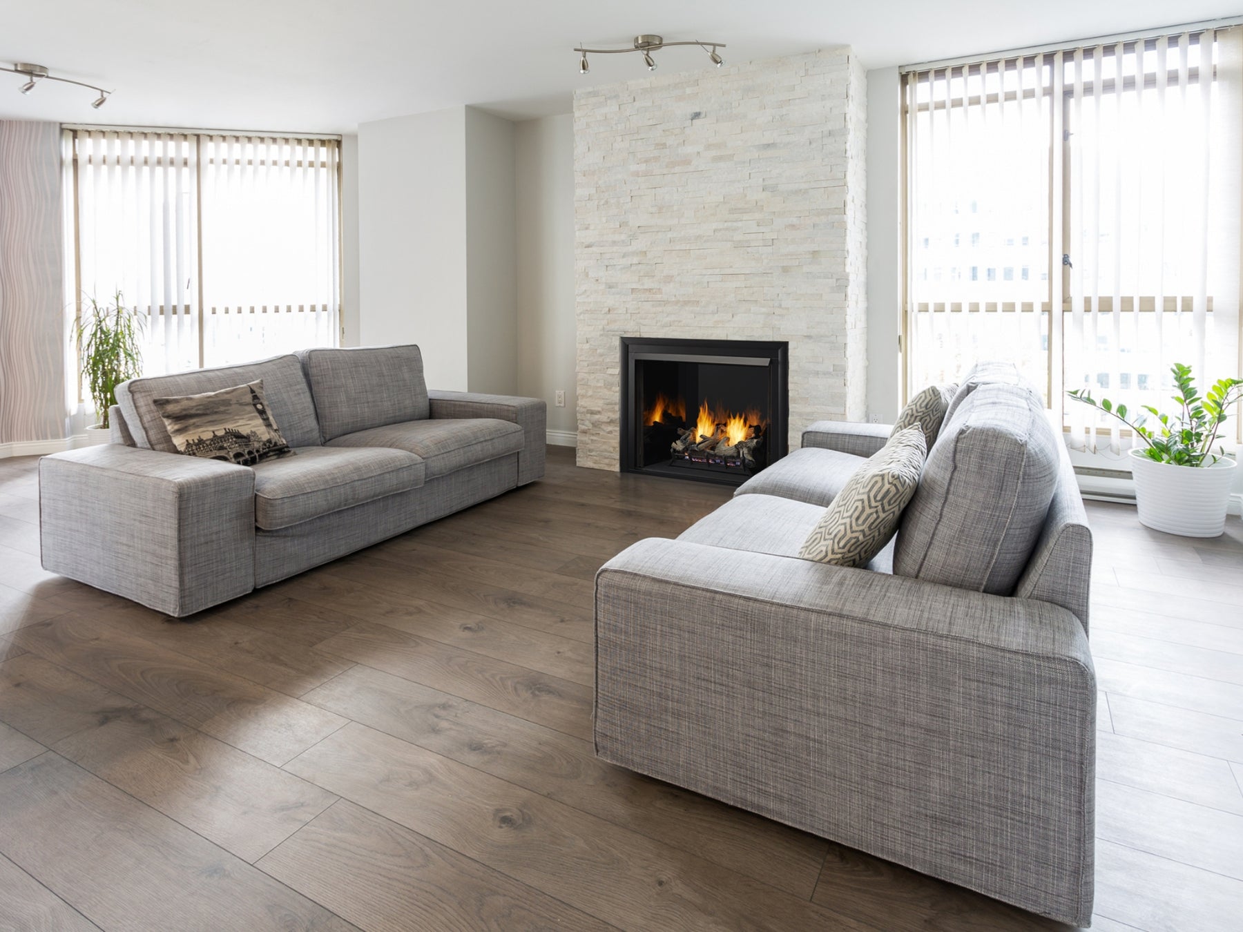 Monessen Lo-Rider 42" Circulating Clean Face Gas Firebox Cement Gray Traditional panels