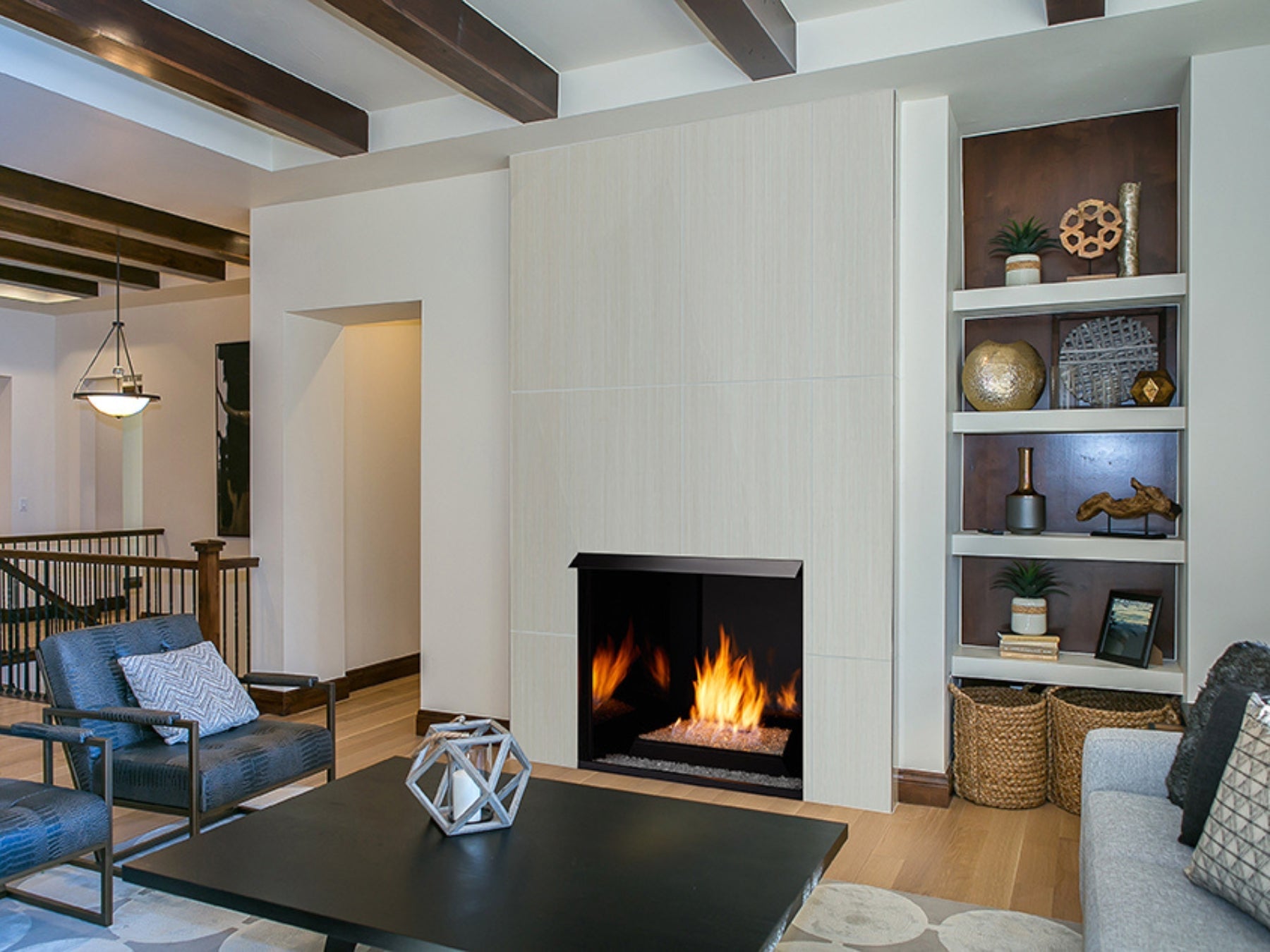 Monessen Aria 32" Traditional Natural Gas Fireplace Millivolt Control