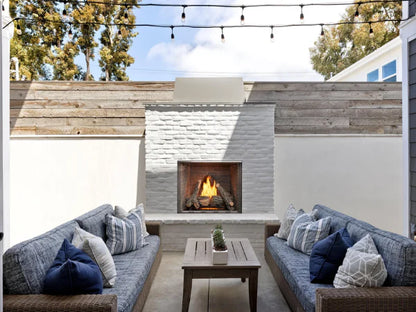 Majestic Courtyard 36" Traditional Outdoor Vent Free Natural Gas Fireplace with Traditional Stacked Concrete Refractory and IntelliFire Ignition System