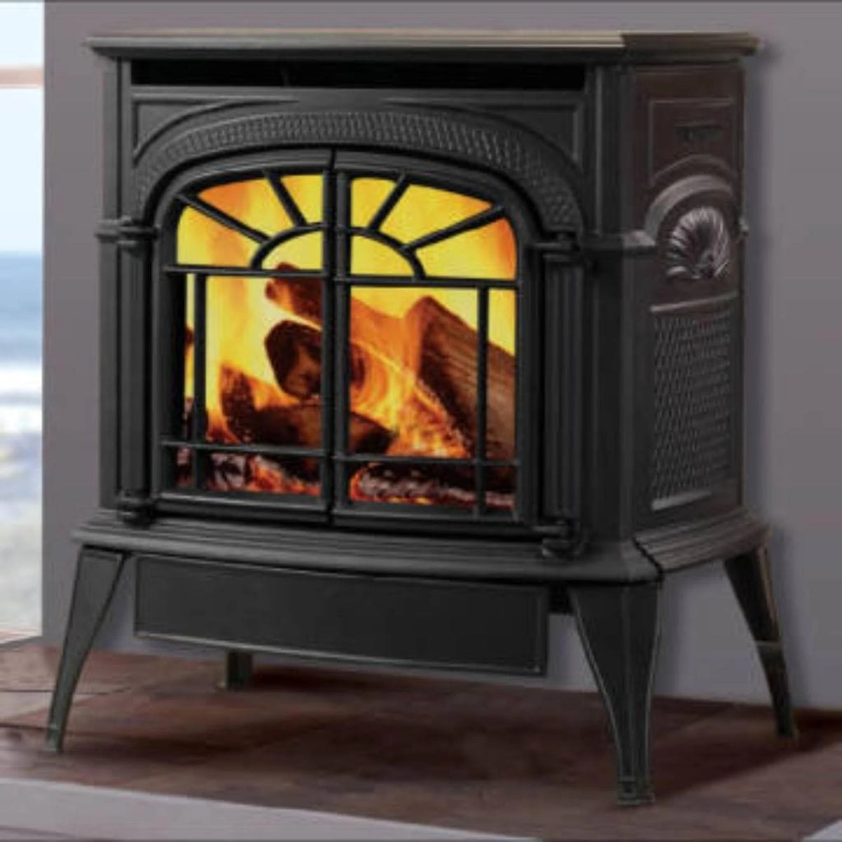 Vermont Castings Intrepid 21-Inch Cast Iron Direct Vent Gas Stove in Classic Black - Natural Gas, Standing Pilot - View 7